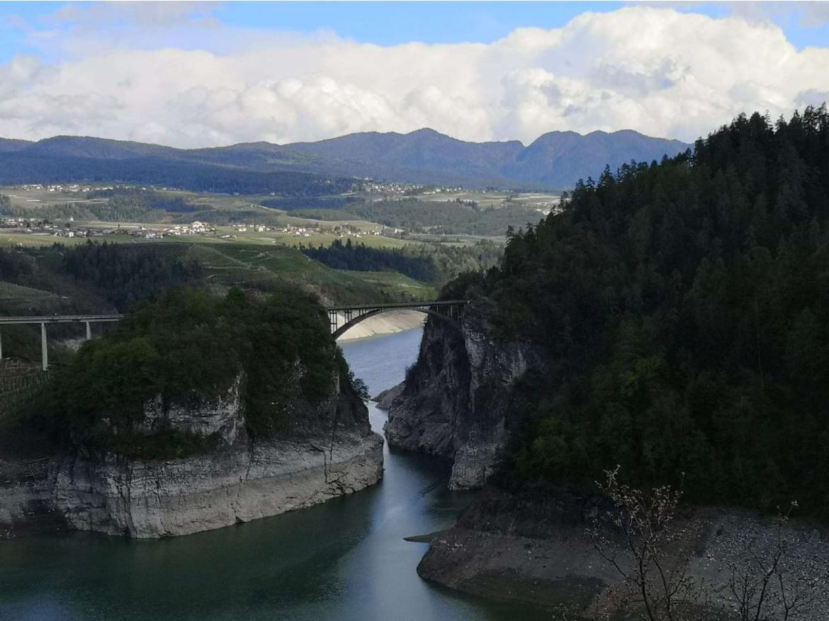 Aprile non ti scoprire...