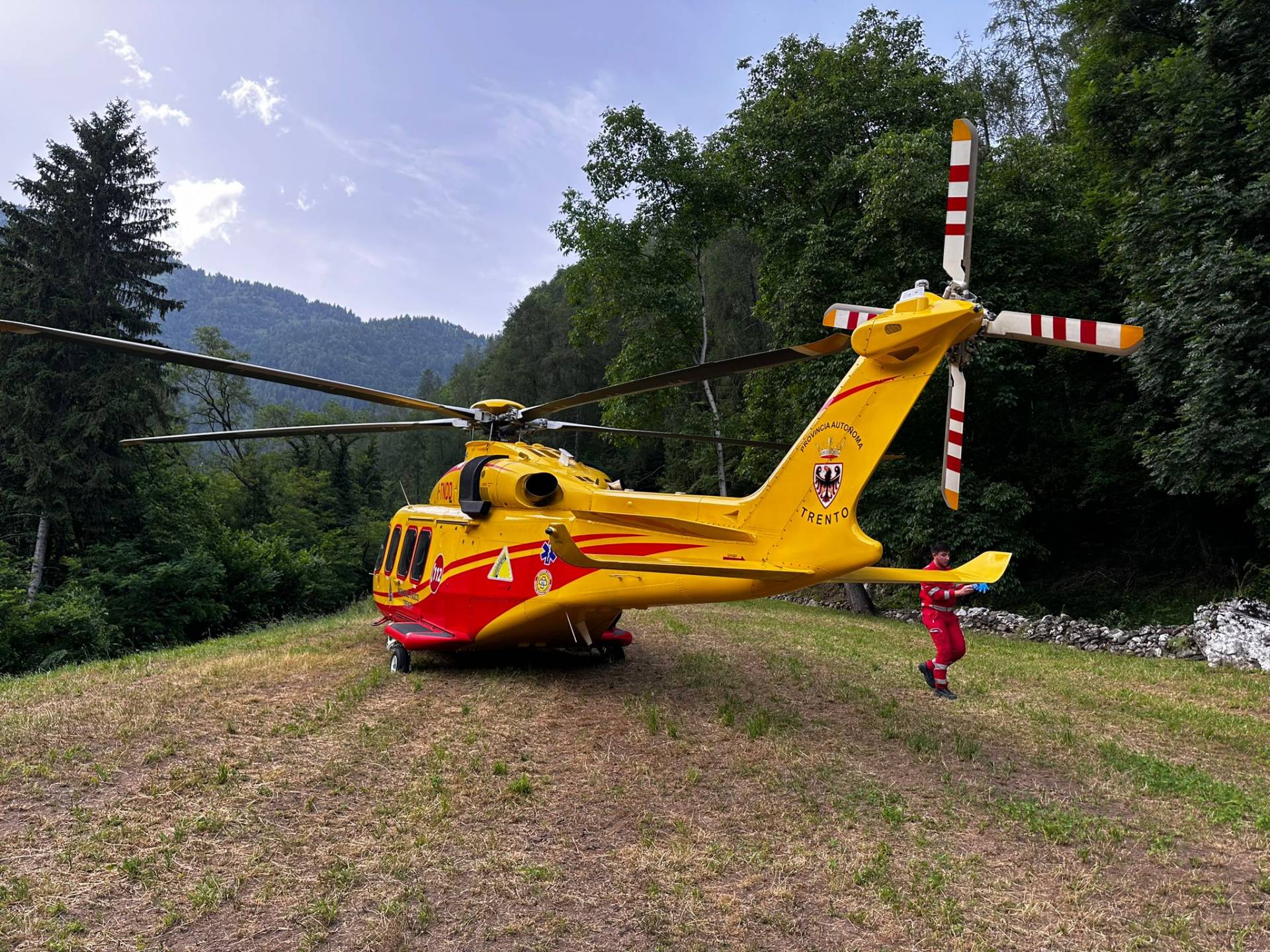 San Giacomo, climber cade dalla falesia