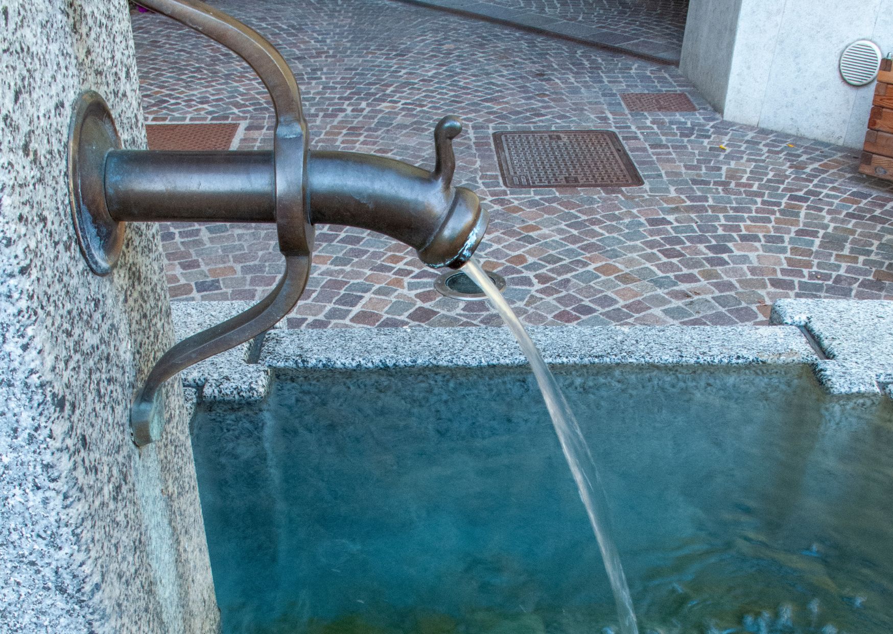 La siccit&agrave;  chiude le fontane