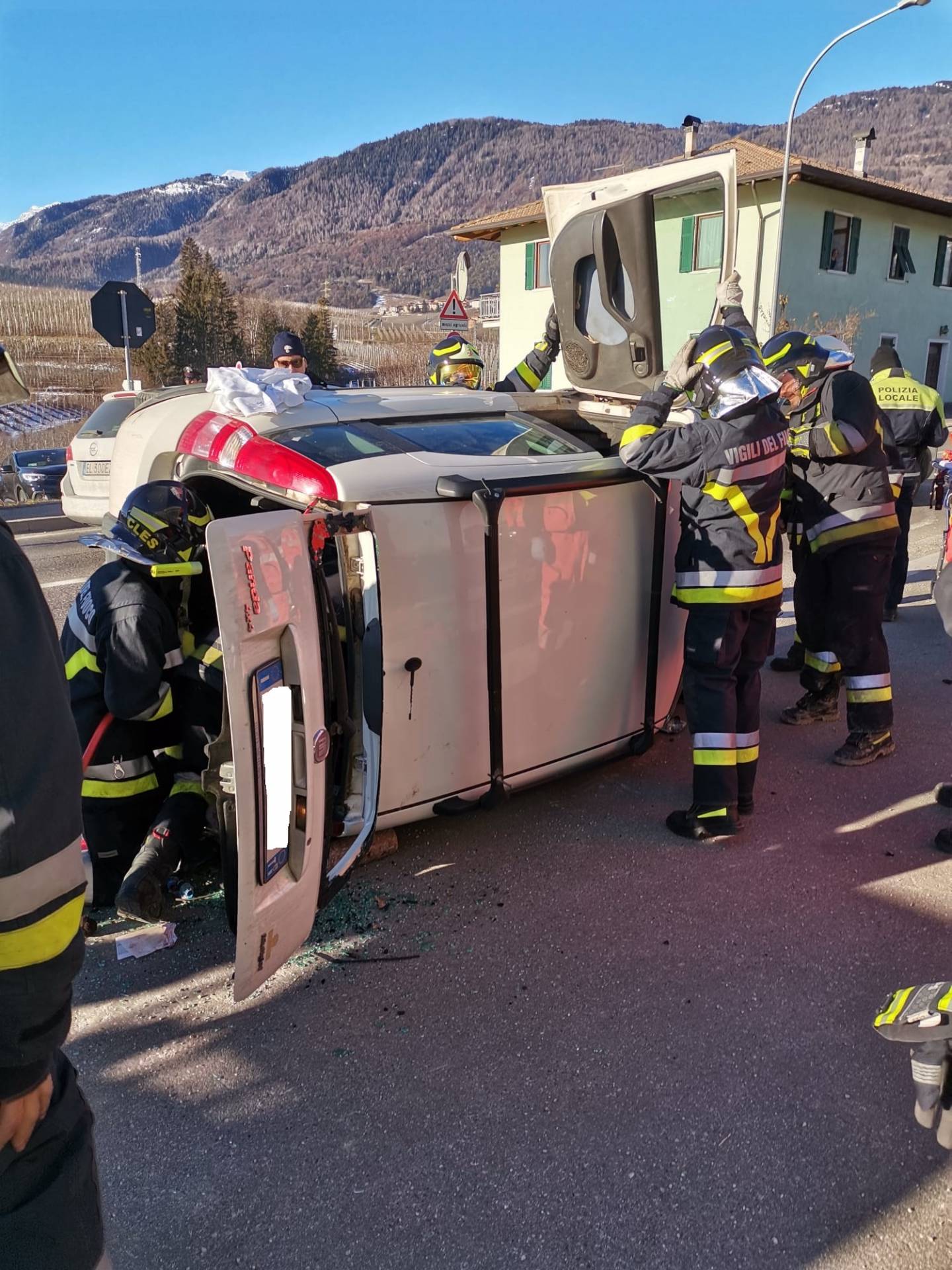 Anziani ribaltati a Cles 