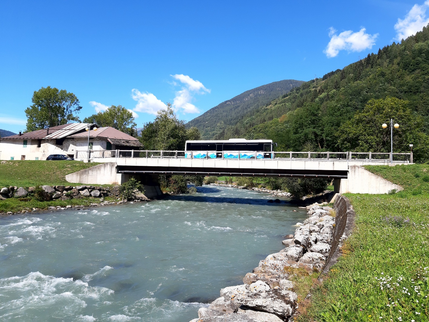 Trasporto pubblico a chiamata in Val di Sole per l"estate 2023