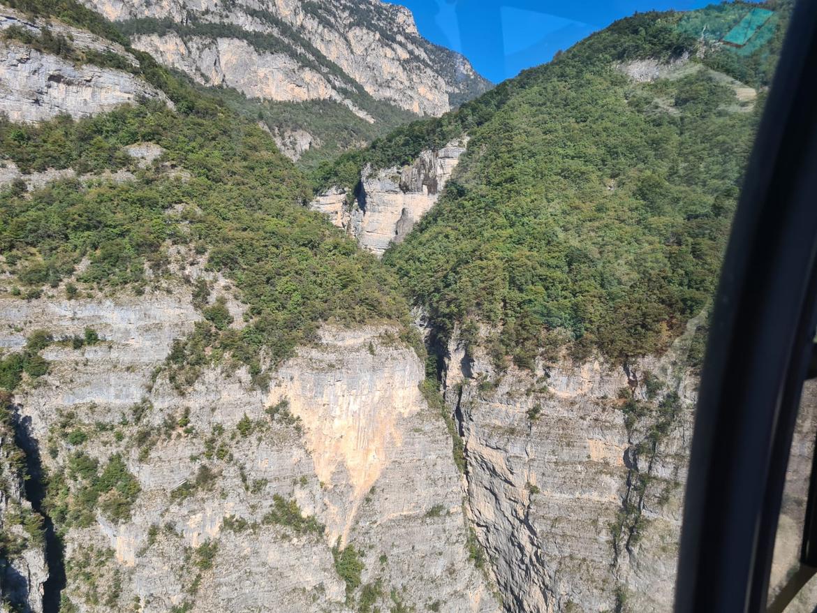 Ferrata Giovanelli, crolli di roccia interdicono l"accesso