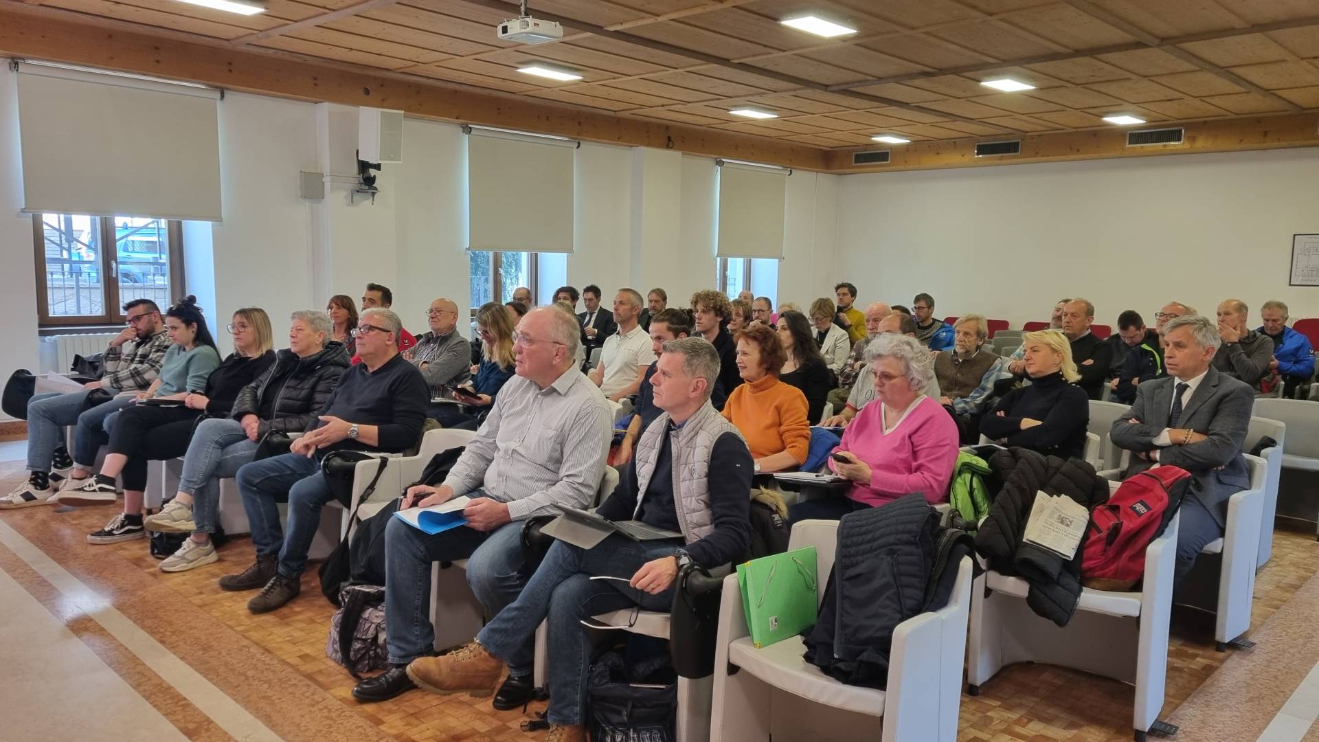 Delegazione francese: "Sull"orso decide lo stato. Le comunit&agrave;  locali possono fare poco o nulla"