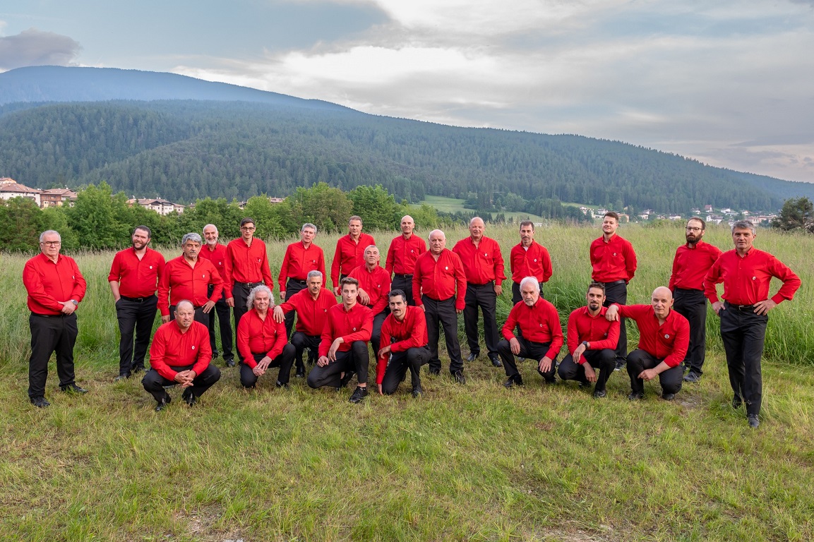 Il Coro Roen festeggia 60 anni