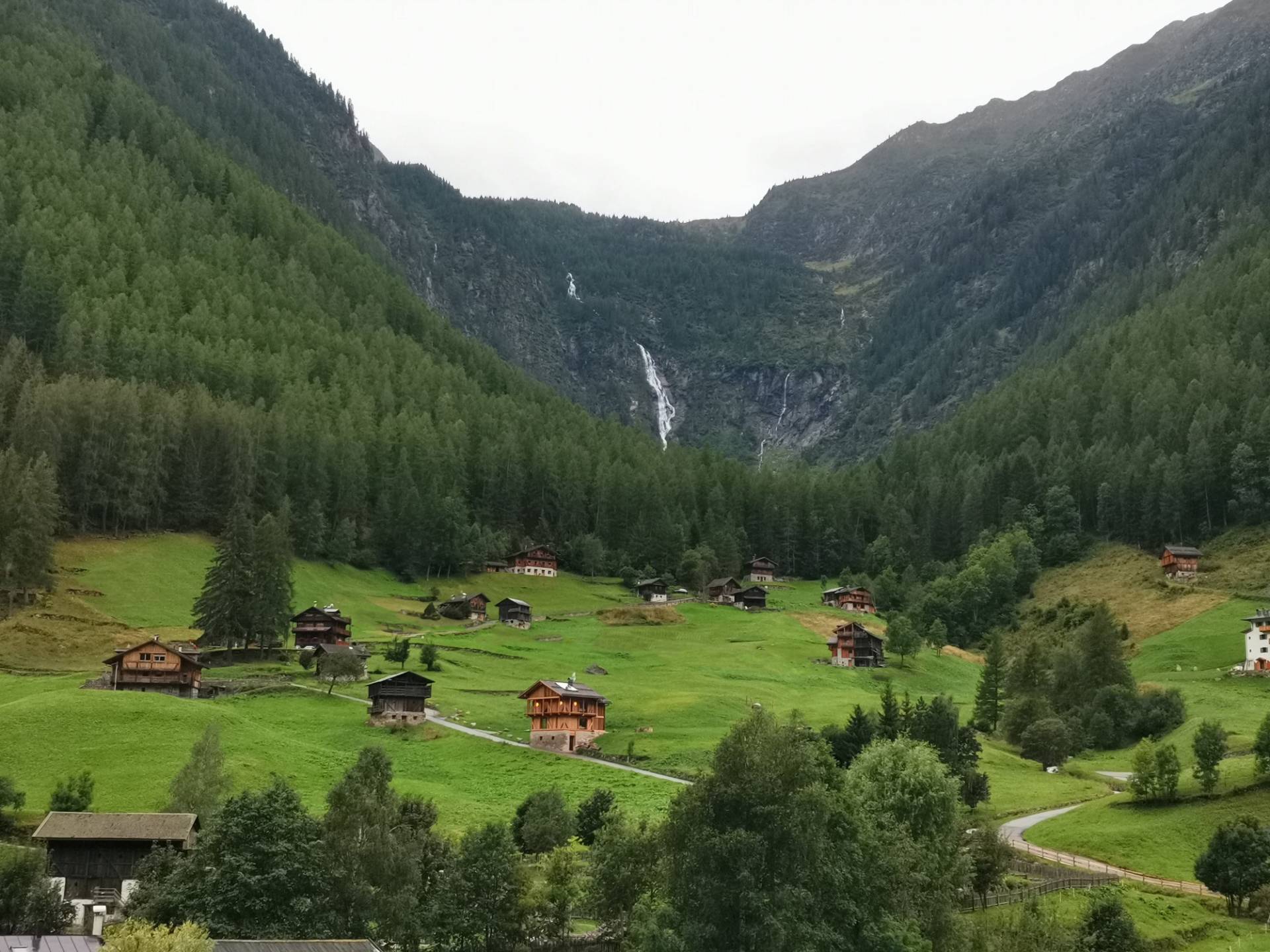 A spasso tra i masi di Rabbi