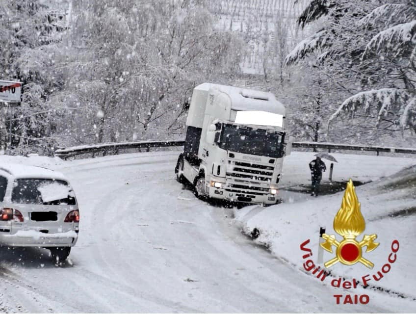 Tuenetto, mezzo pesante in difficolt&agrave; 