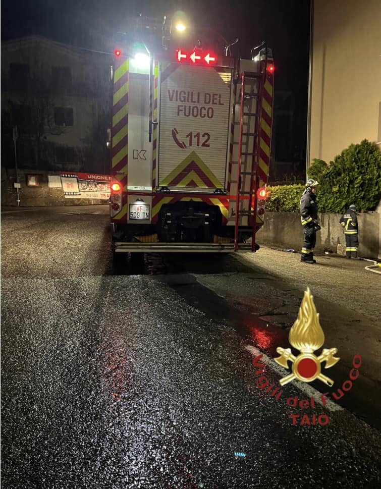 Maltempo, allagamento a Segno