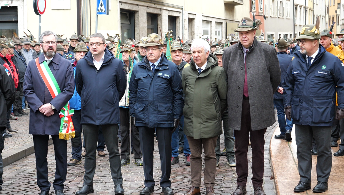 Fugatti: gli alpini fanno bene a chiedere la leva obbligatoria