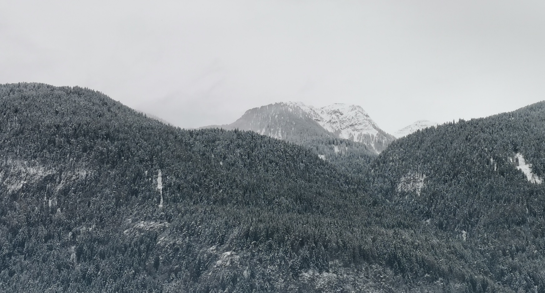 Meteo, la neve torna ad imbiancare il Trentino oltre i mille metri