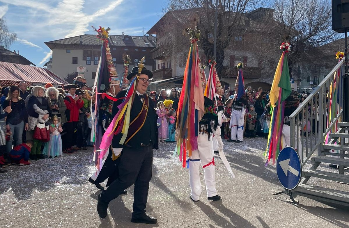 Lo storico Carnevale dei Lach&egrave; di Romeno