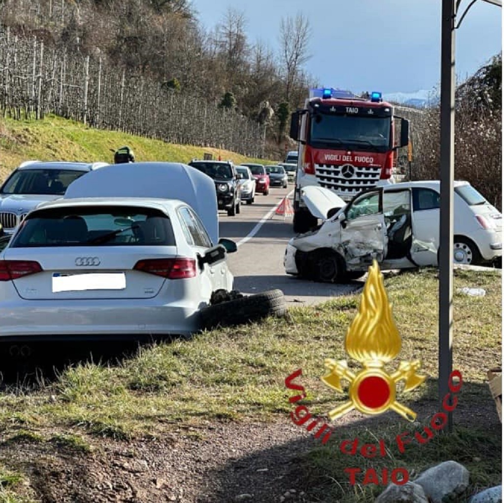 Incidente a Dermulo, tre feriti