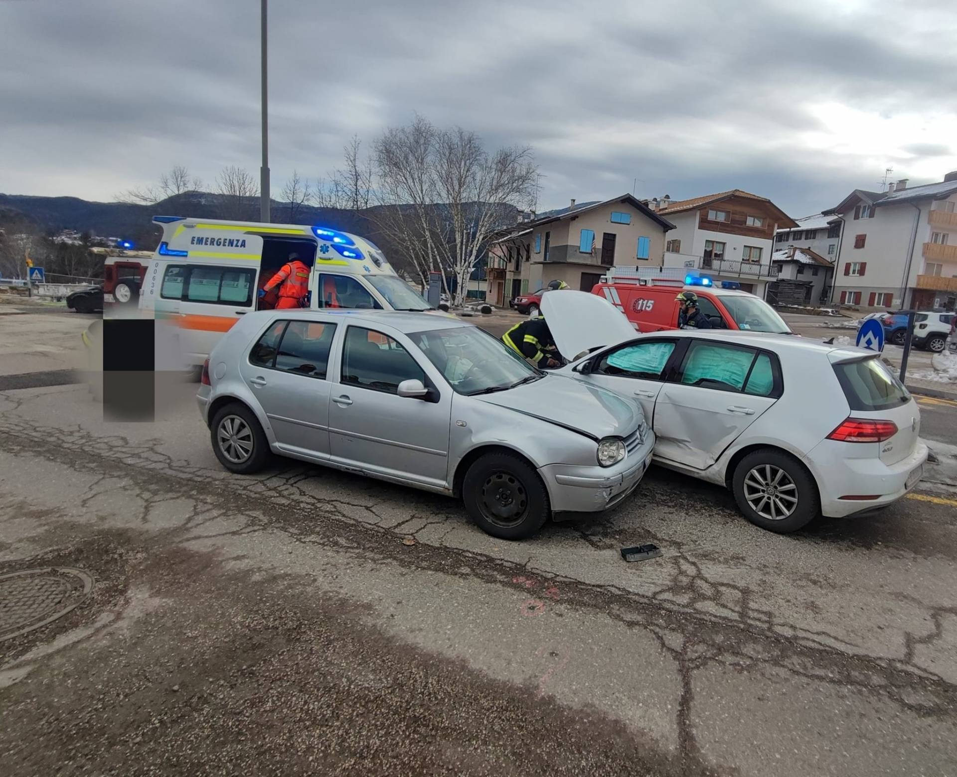 Romeno, incidente alla nuova rotatoria