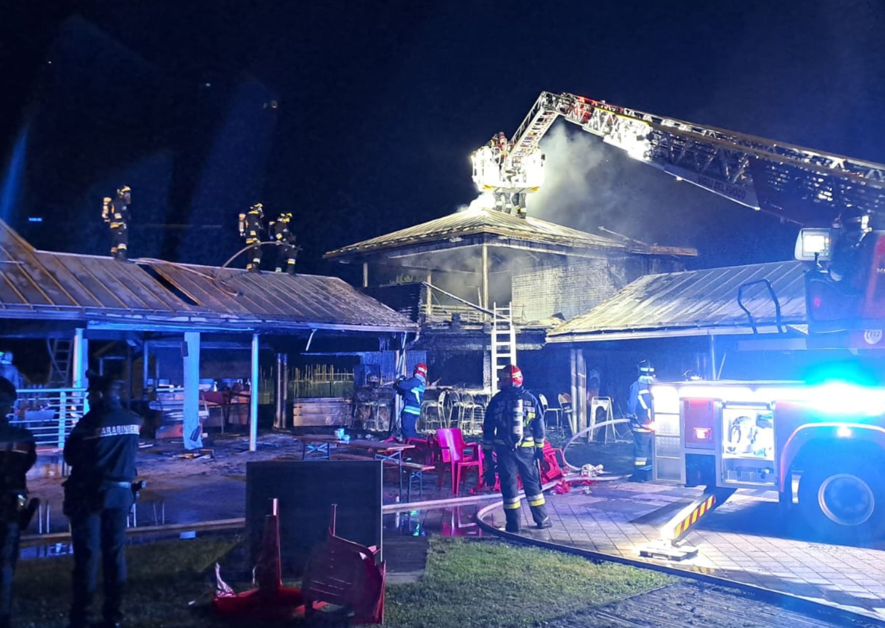 Tentata estorsione e incendio, arrestati Rosario Vicenzi e Pierpaolo Cumer