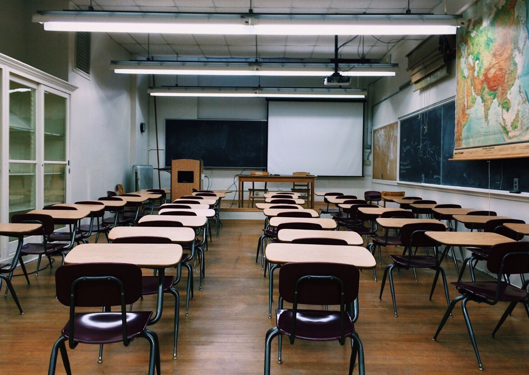 Scuola, al via due concorsi per docenti della secondaria