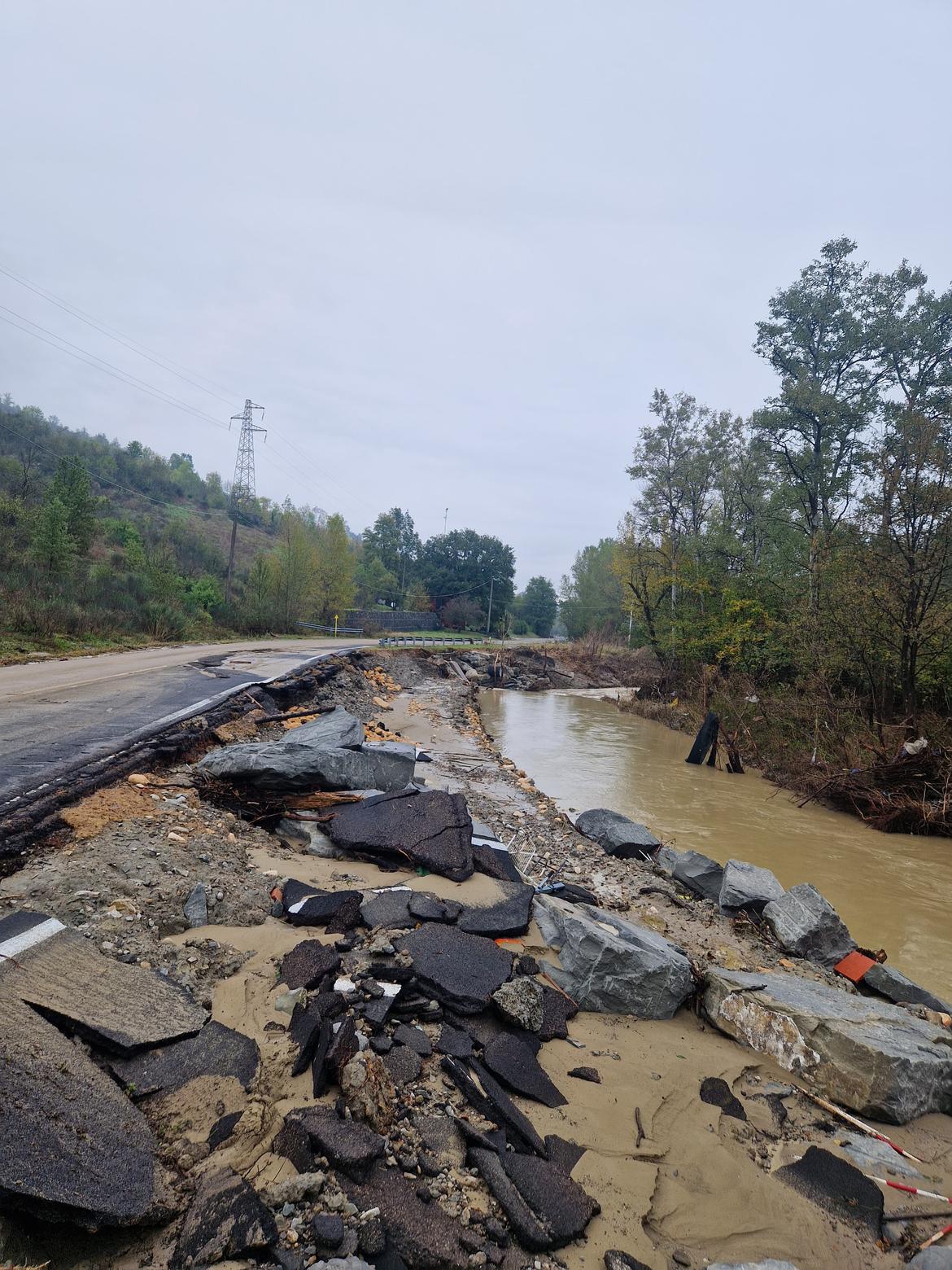 Protezione civile trentina al lavoro a Pianoro, in Emilia Romagna