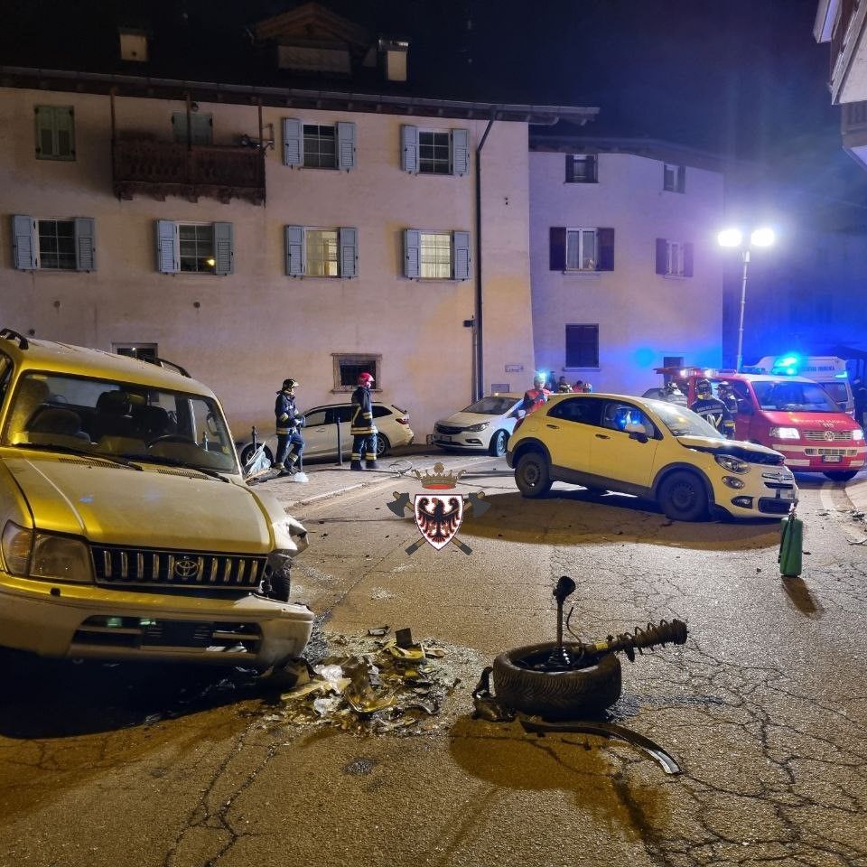Rev&ograve;, incidente nella notte