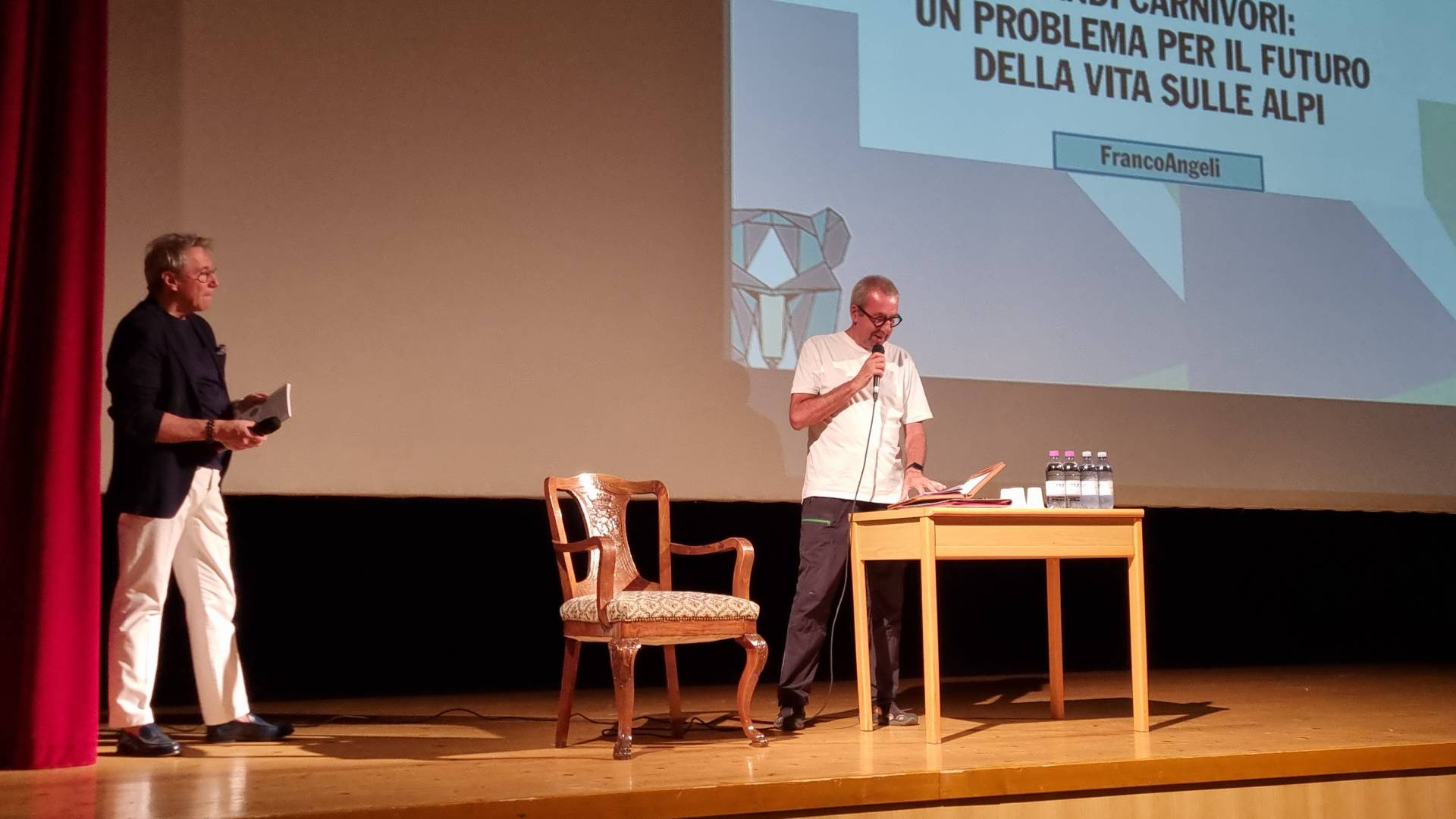 La sfida del Comitato: redigere un piano di gestione dal basso