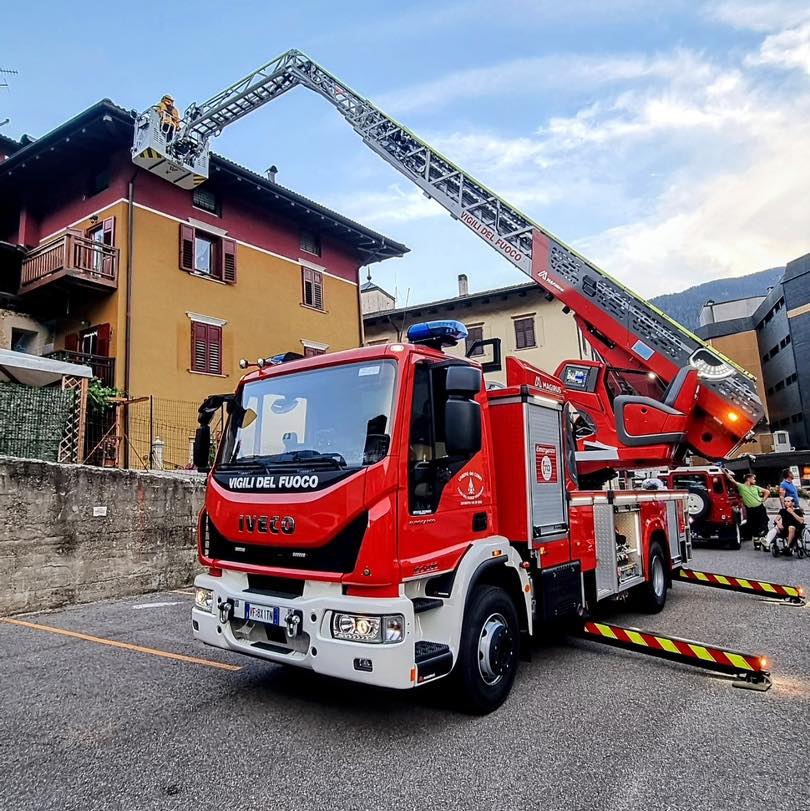 Mal&egrave;, nido di vespe