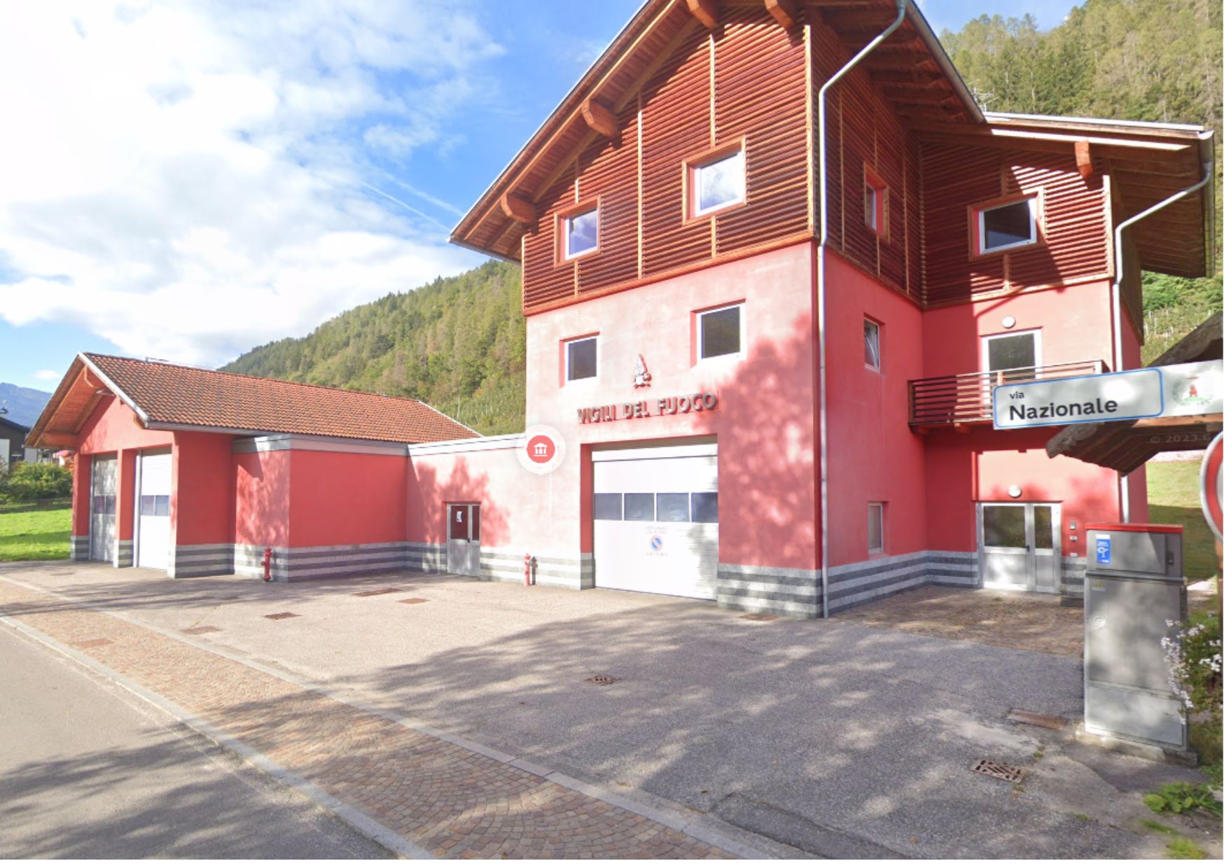 Un nuovo automezzo per i pompieri di Croviana