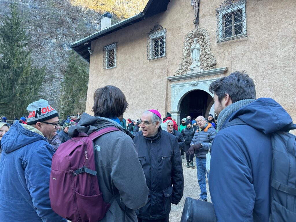 Il vescovo Lauro in visita nella diocesi