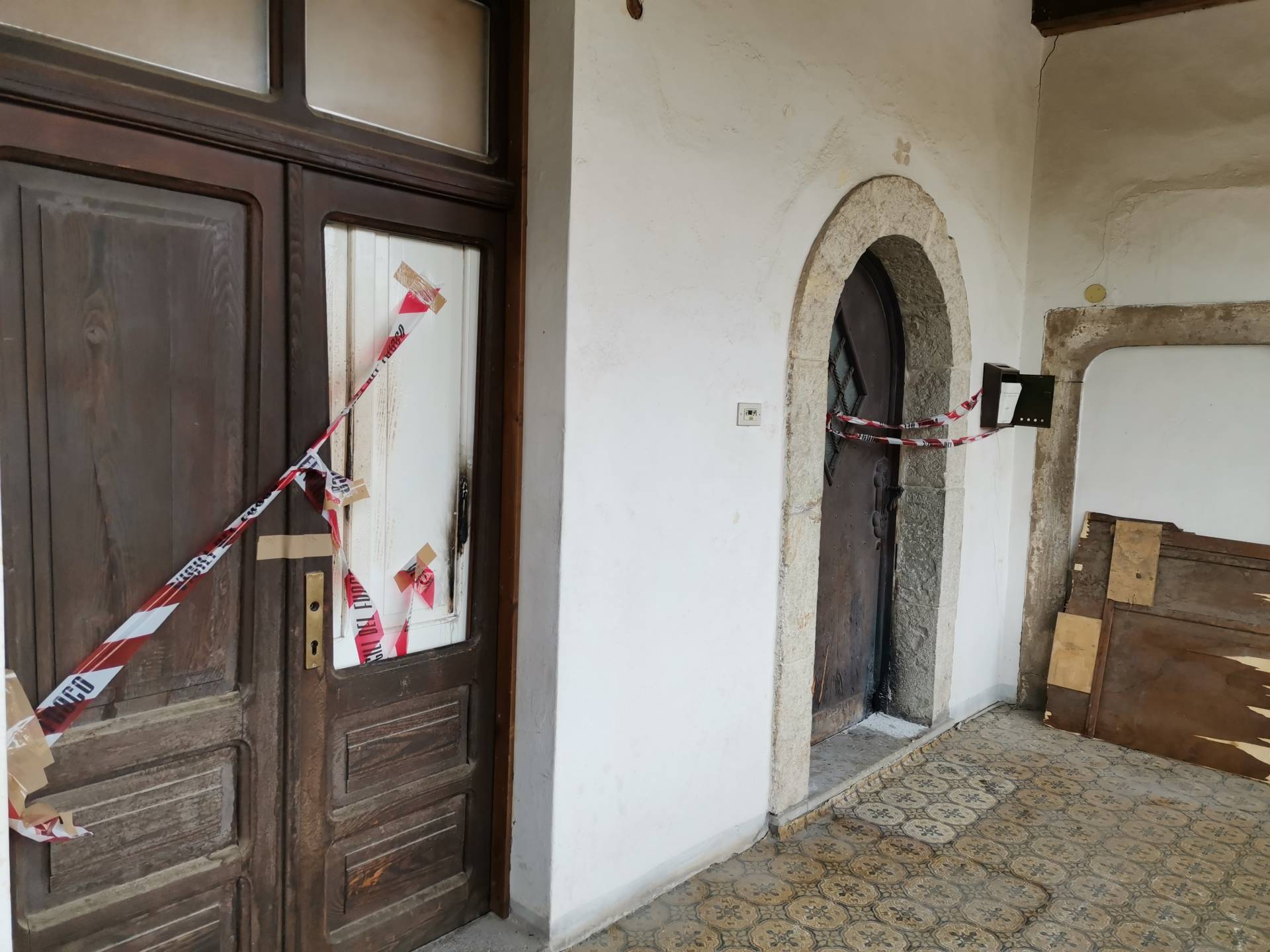 Pavillo, a fuoco l'archivio parrocchiale