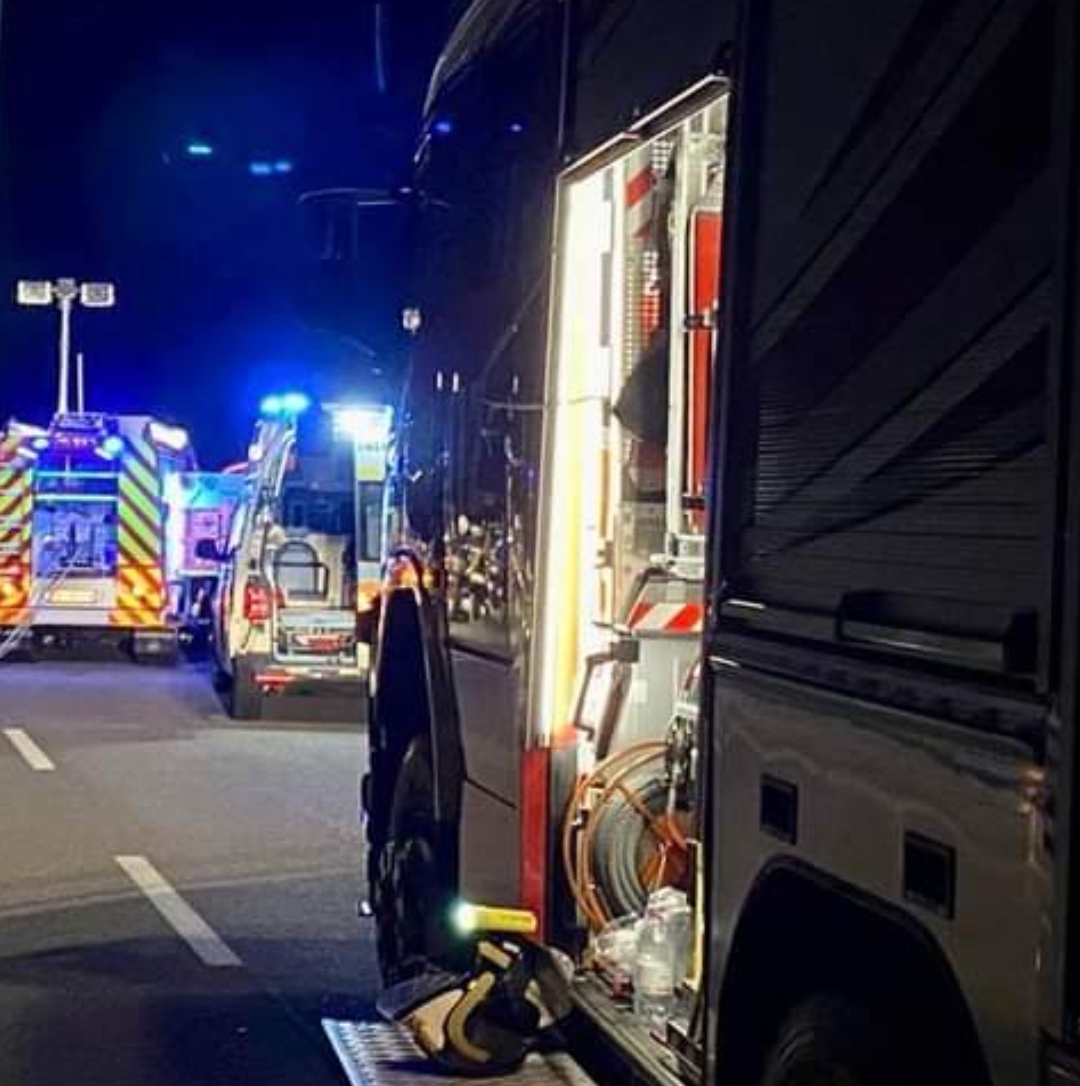 Terzolas, trattore ribaltato