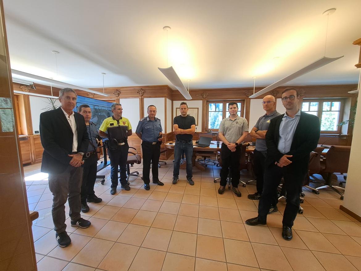 Rabbi, neutralizzati i candelotti esplosivi rinvenuti in una soffitta