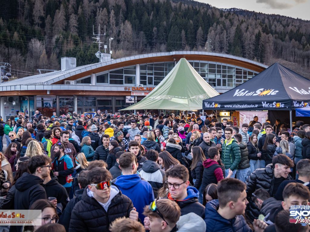 Cambio di programma a Commezzadura