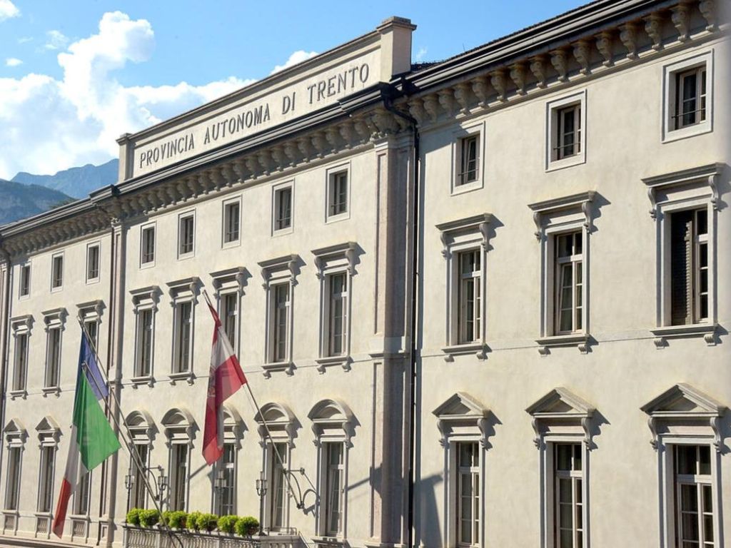 La Provincia assume 40 operai stradali qualificati con contratto di formazione lavoro