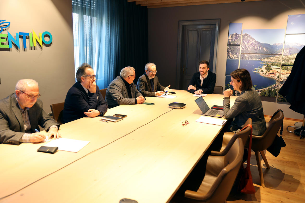 Centro studi sulle autonomie, prima riunione del Comitato