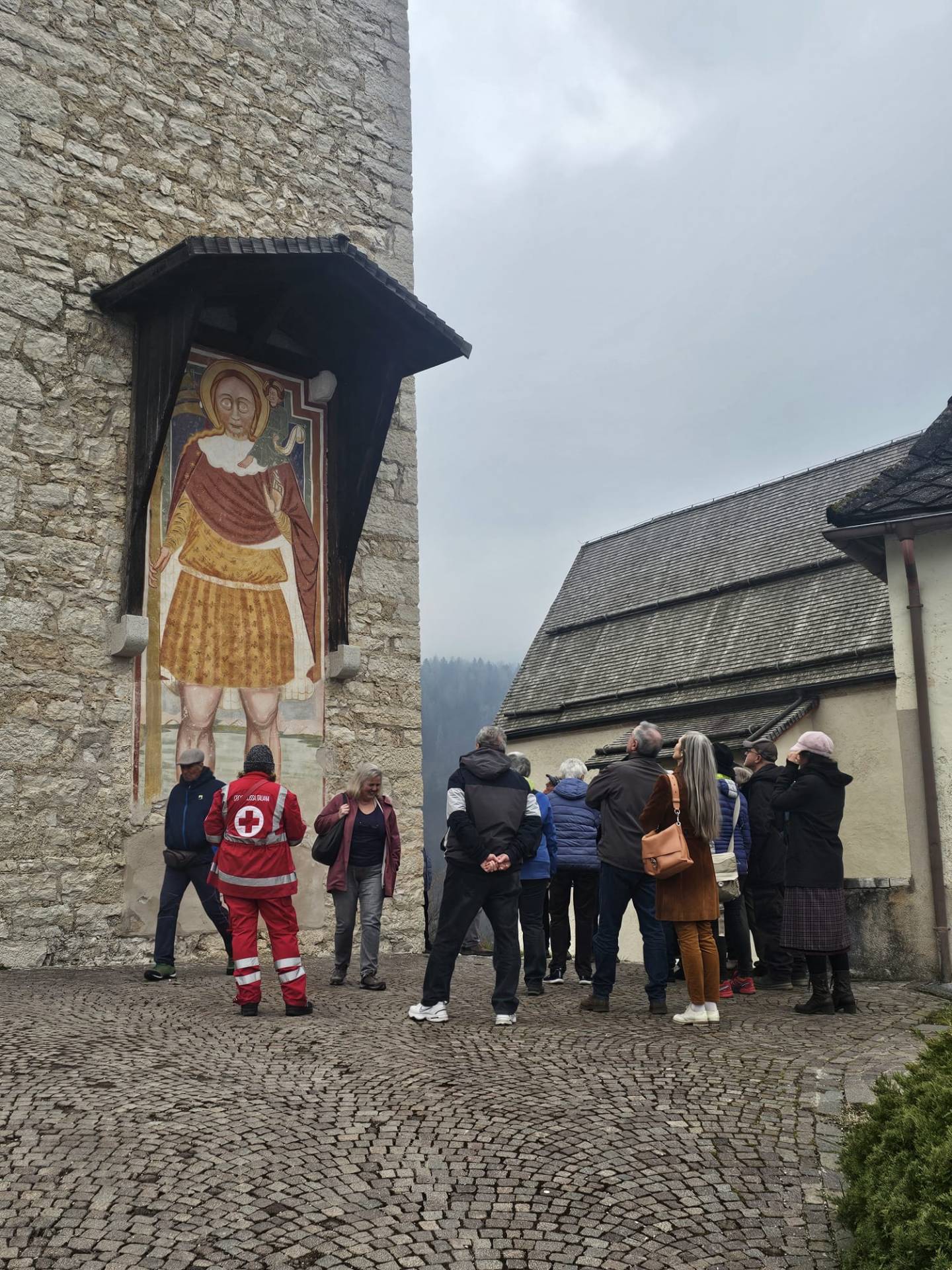 A Vervò la voglia di cultura prevale sul meteo avverso