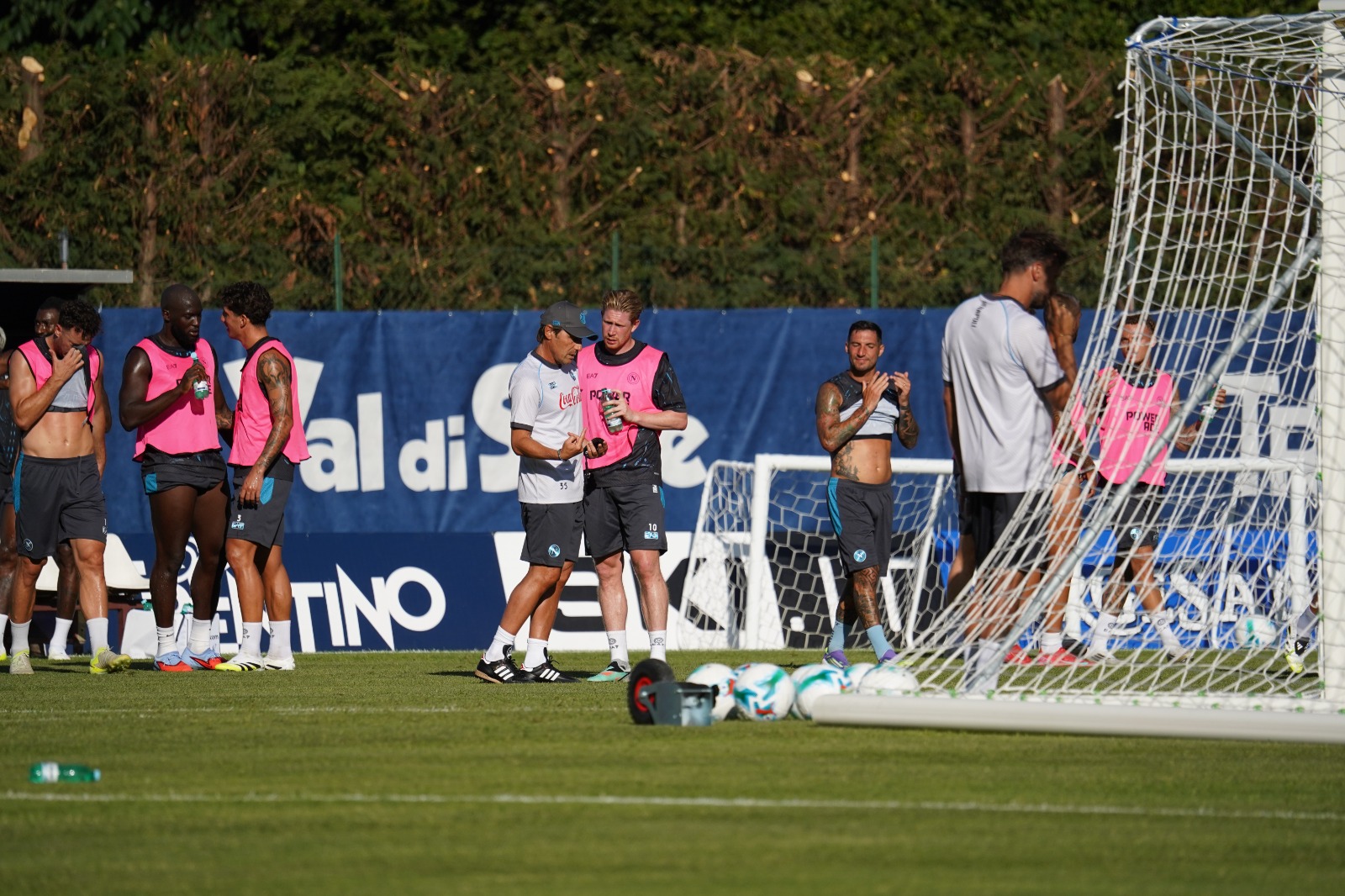 Napoli a Carciato, primo allenamento