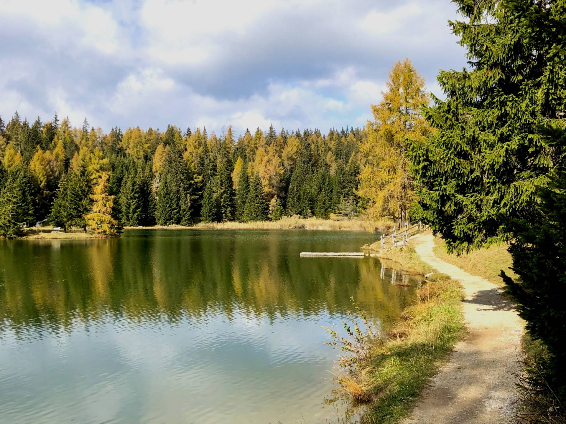 Trekking Rosa per camminare insieme oltre la malattia 