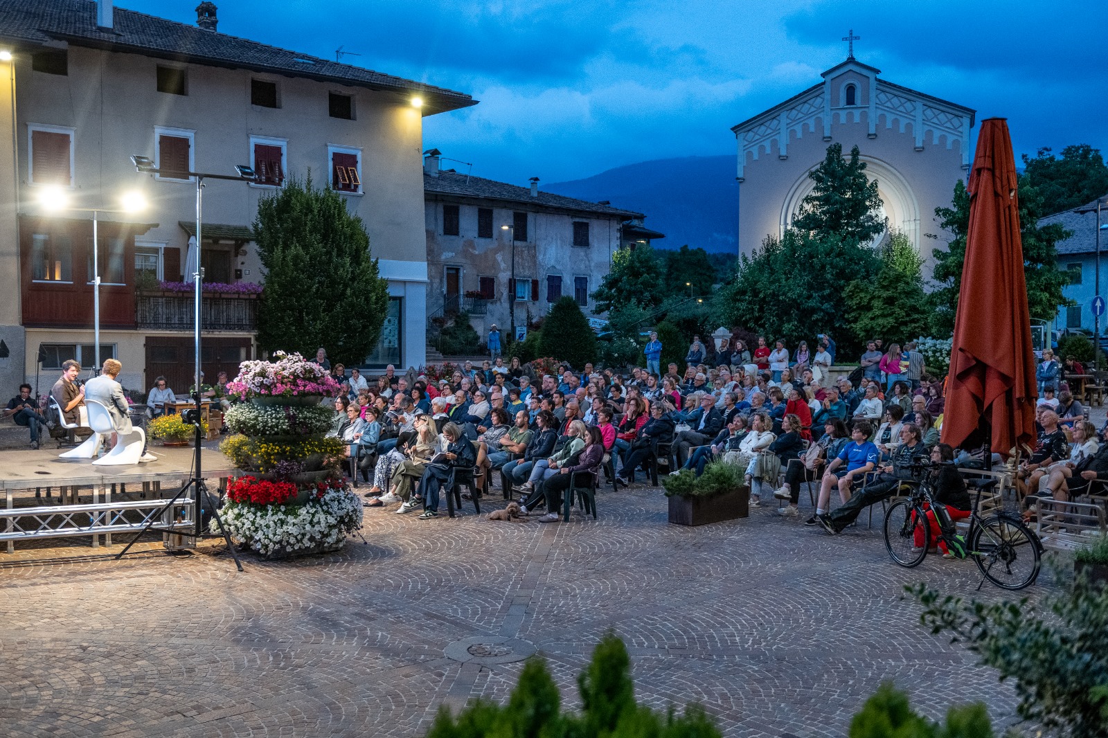 In piazza con i grandi della narrativa italiana