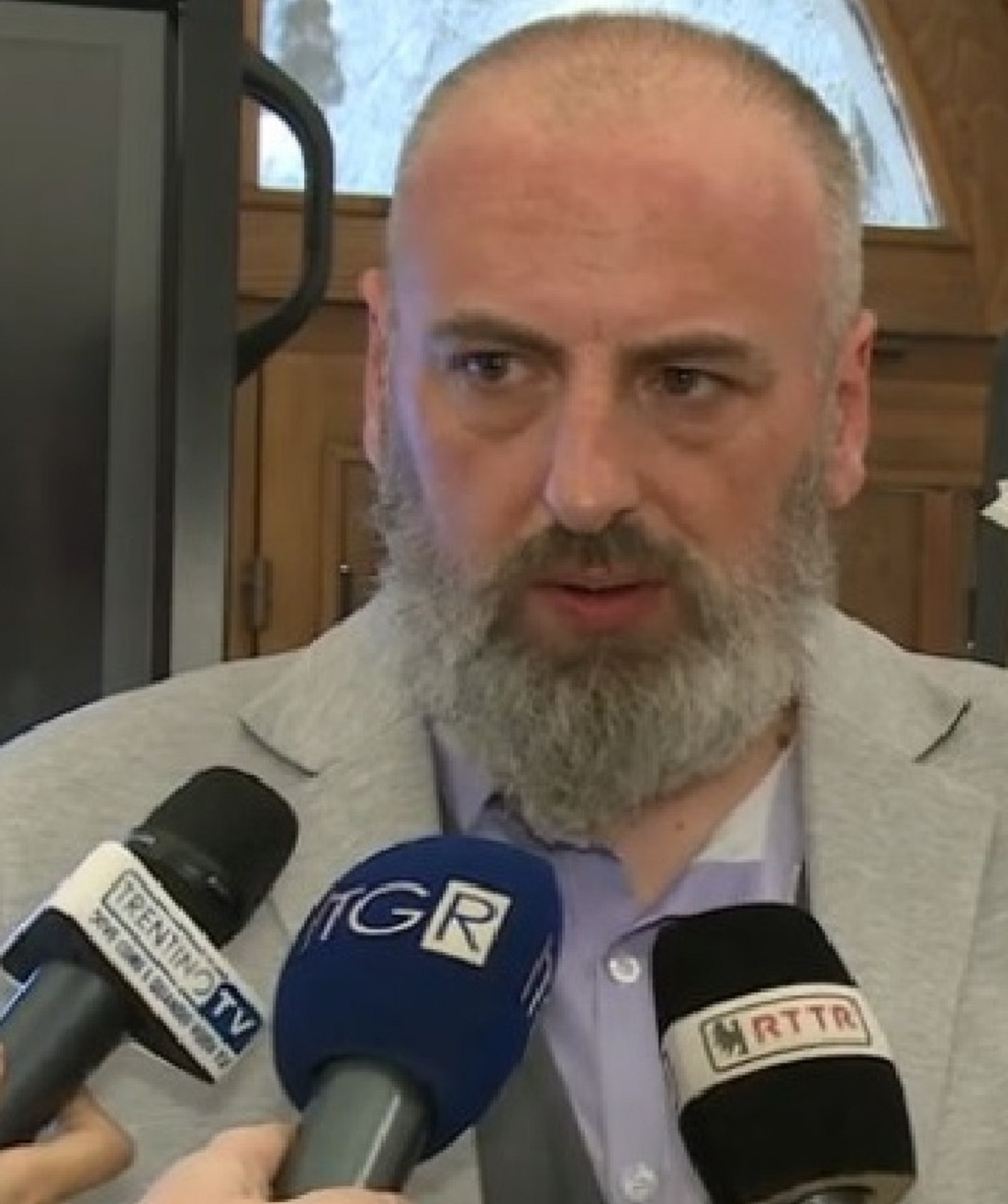 Maestri incontra i giornalisti