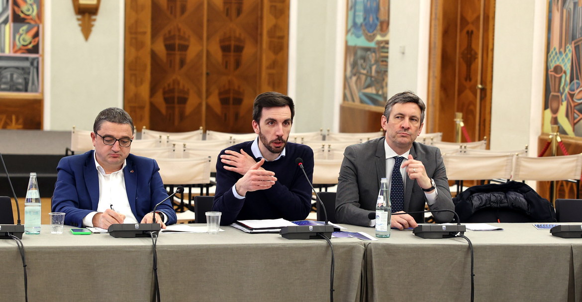 Alloggi per i lavoratori, tavolo di confronto in Provincia