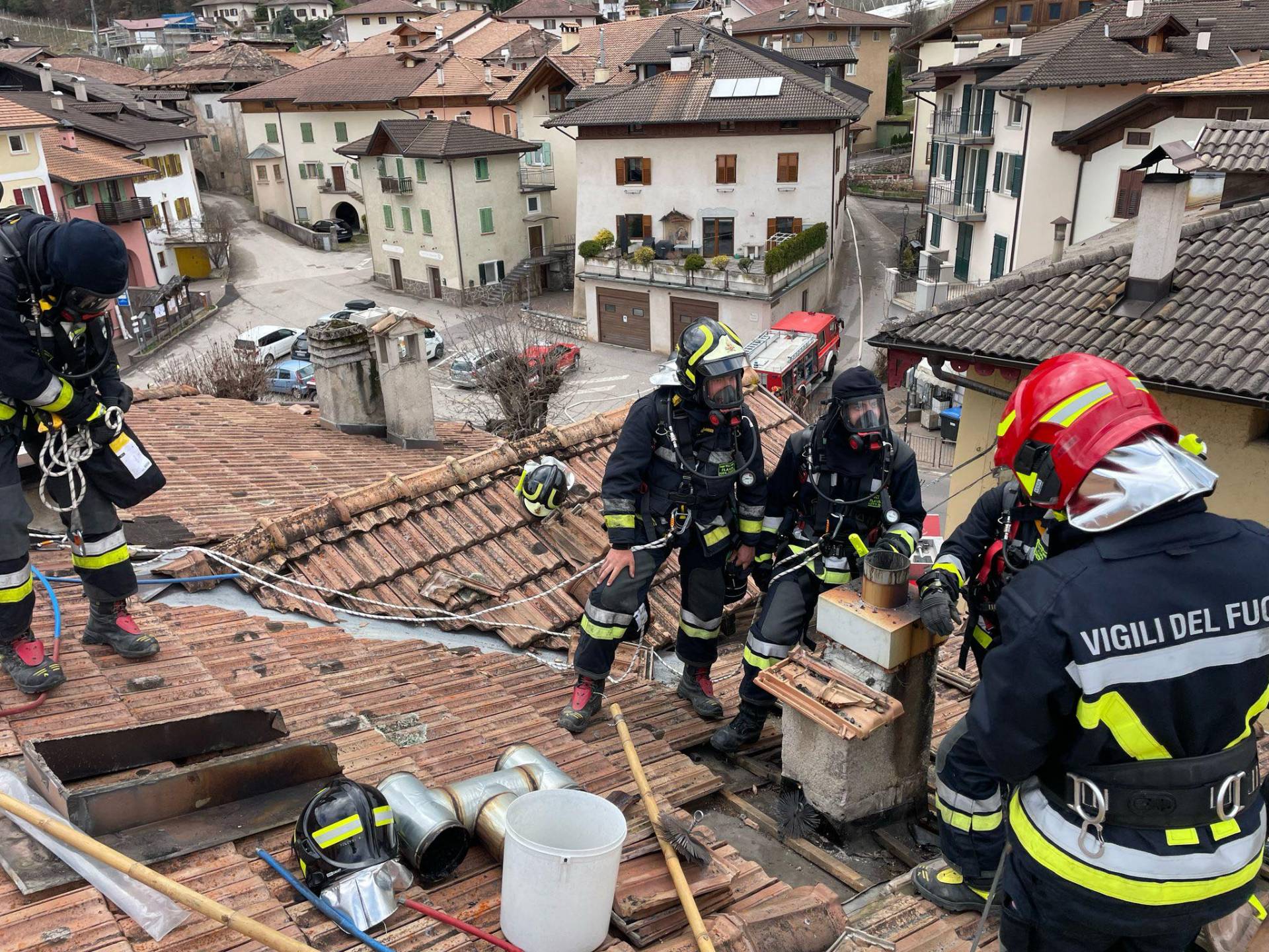 Terres, canna fumaria a fuoco