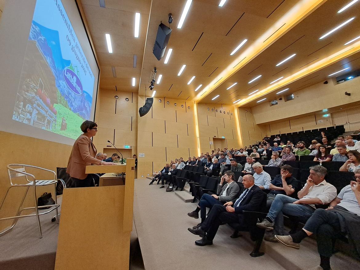 Latte trentino, l’appello all’unità di Zanotelli e Tonina