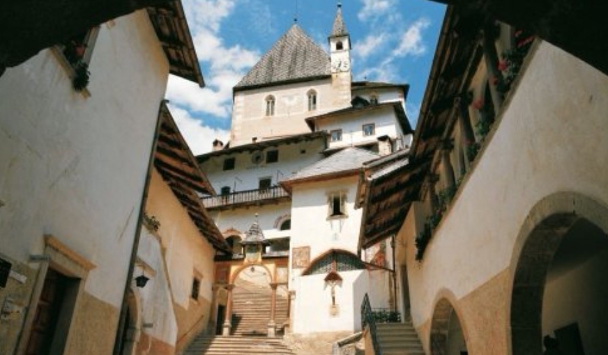 Gli affreschi di San Romedio 