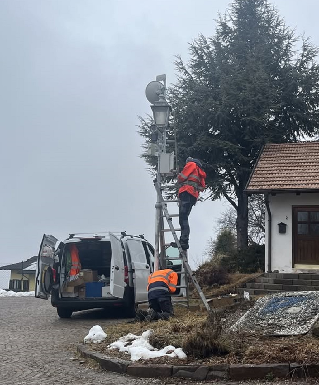 Sfruz, arriva la videosorveglianza