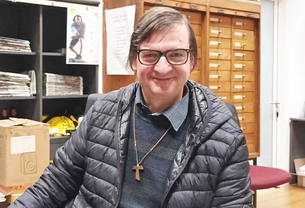 Domani, lunedì, l'ultimo saluto a don Mauro Leonardelli