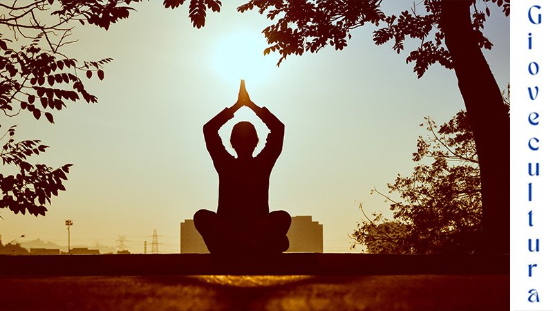 Yoga: cos'è e quali benefici comporta