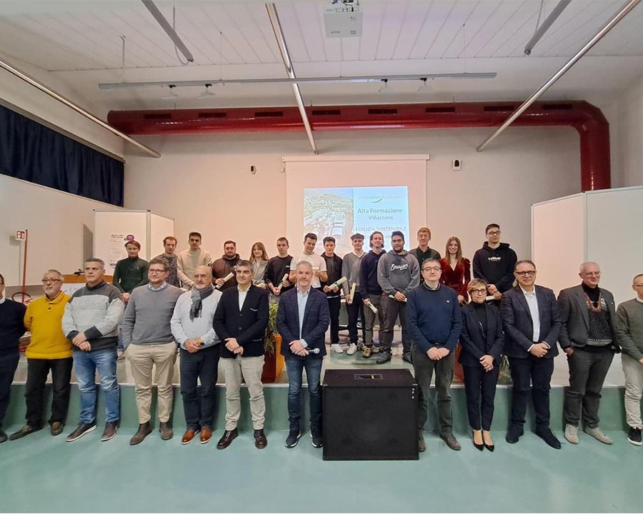 Alta formazione professionale, consegnati i diplomi a 24 nuovi tecnici specializzati