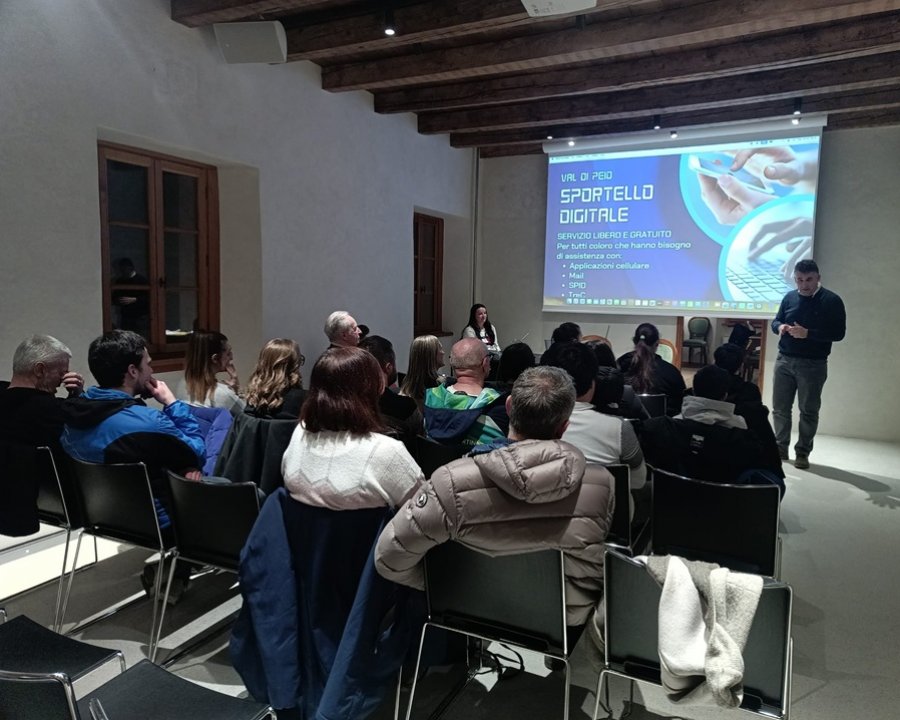 Giovani di Peio protagonisti dello sportello digitale