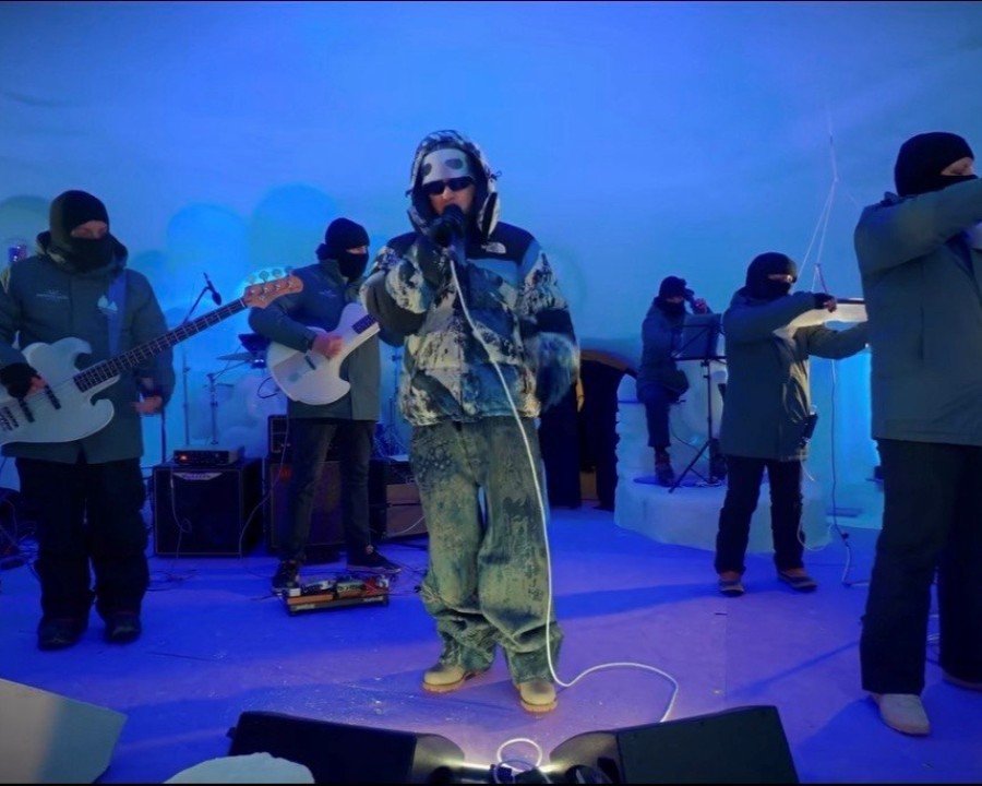 Low-Red porta il rap sul ghiacciaio