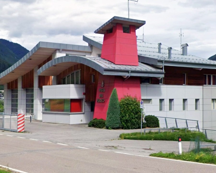 Terzolas cerca giovani pompieri