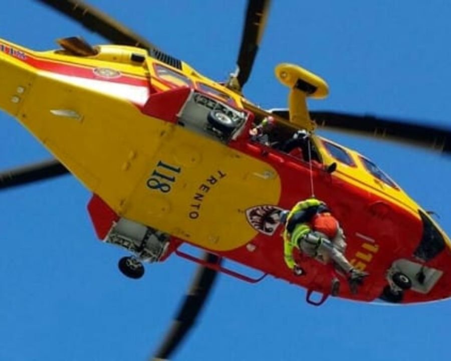 Parapendista infortunato in Val di Peio