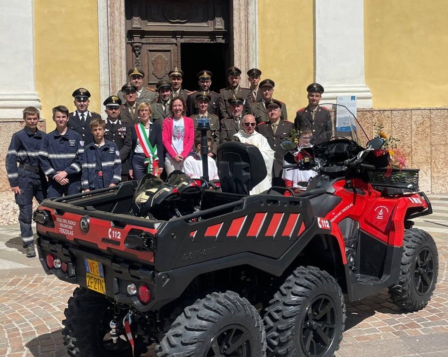Benedetto il quad dei VVF di Terzolas