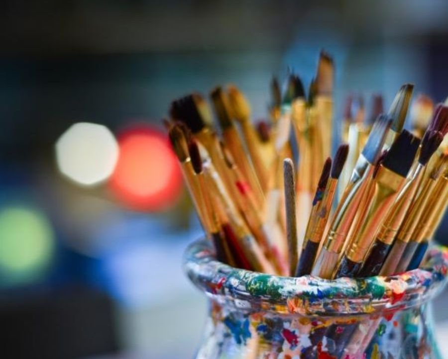 A Malé una mostra collettiva nata dall’incontro di tre artiste