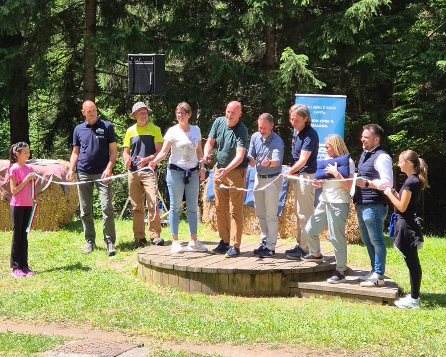 Inaugurato a Cavareno il Parco Arte Pineta